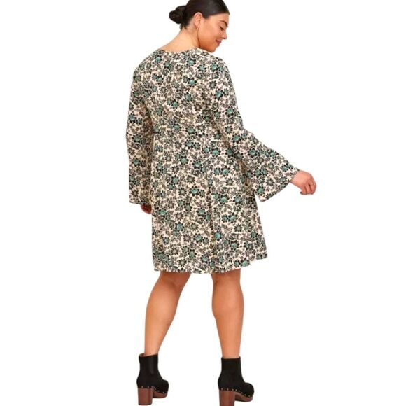 TORRID Plus Size Mini Gauze Lace-Up Floral Skater dress Size 1X - Picture 9 of 16